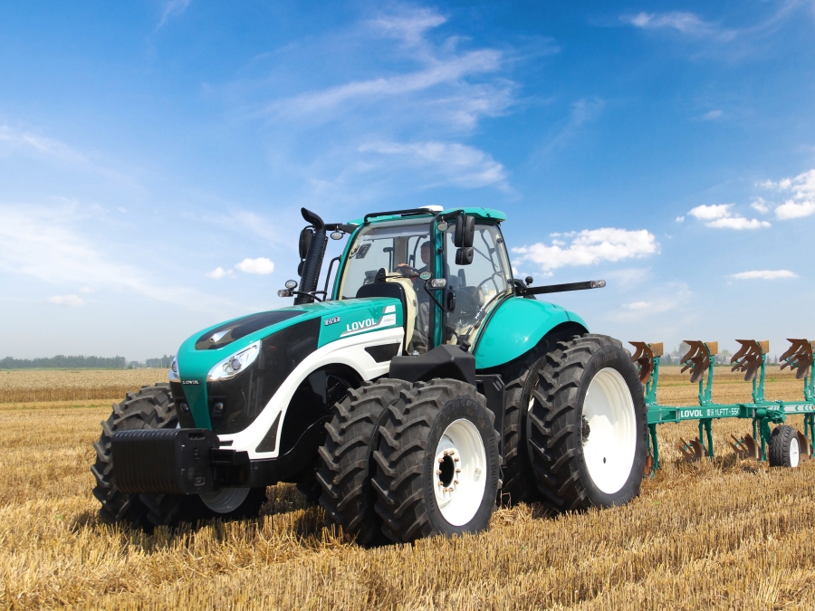 Tractor